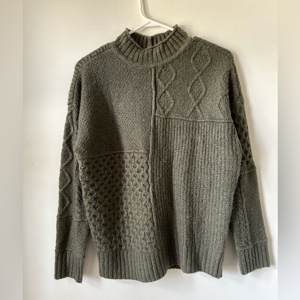 American Eagle Vintage Green Knit Mock Neck Sweater
